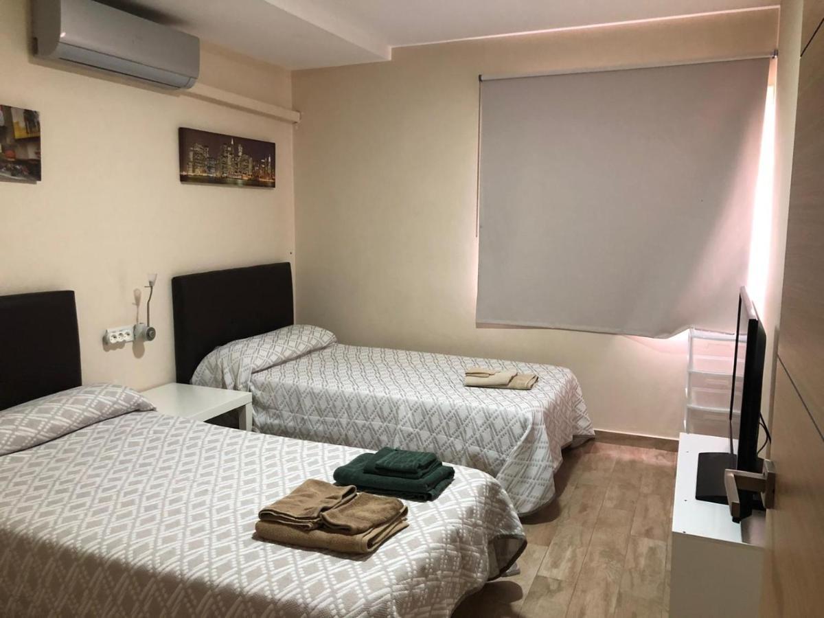 Apartamentos Albeniz Algeciras Exterior photo